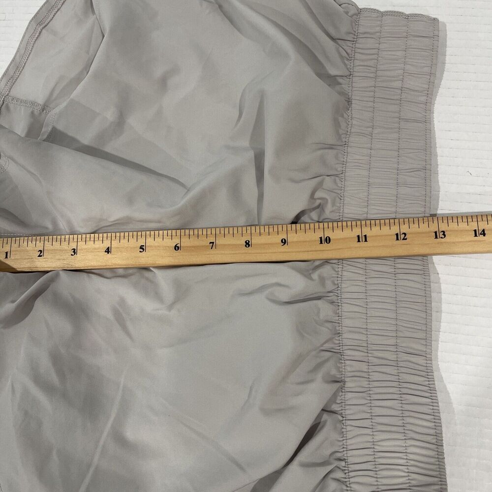 Nike Dri-Fit Women M Short Beige Grey Lined 2.5” Pocket Running High Rise - Picture 8 of 10
